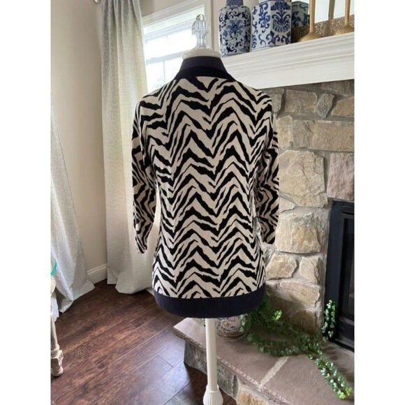 Joseph A. Animal Print Sweater (Small) - Picture 2 of 3
